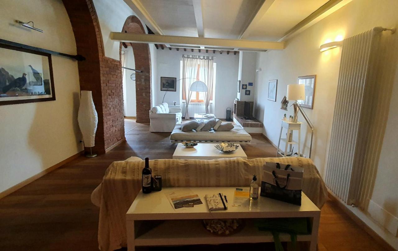 Апартаменты Mattimamihouse Montepescali Экстерьер фото
